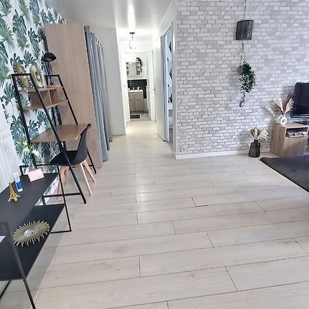 Appartement Pres Gare, Parking Виньё-сюр-Сен Экстерьер фото