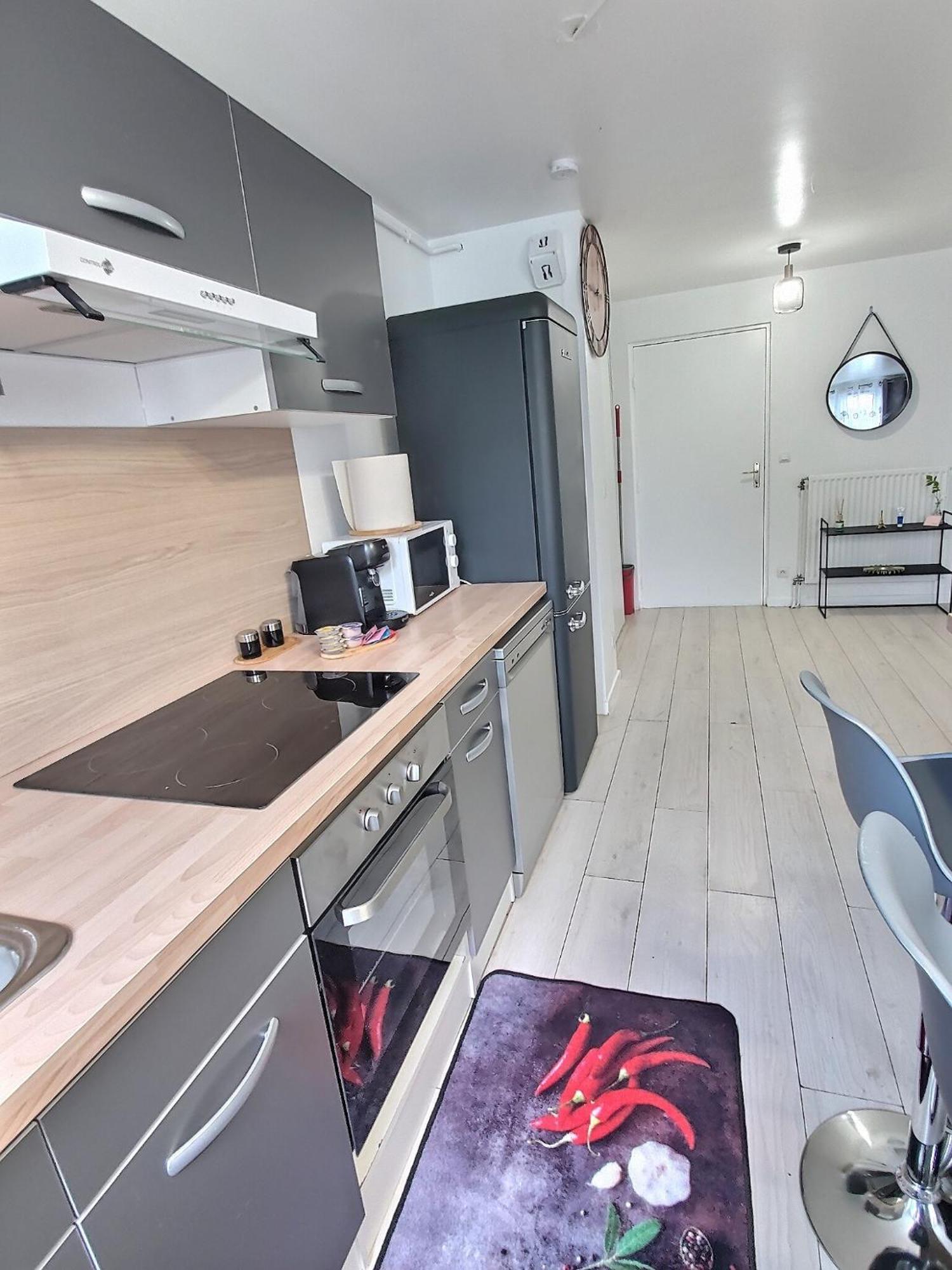 Appartement Pres Gare, Parking Виньё-сюр-Сен Экстерьер фото