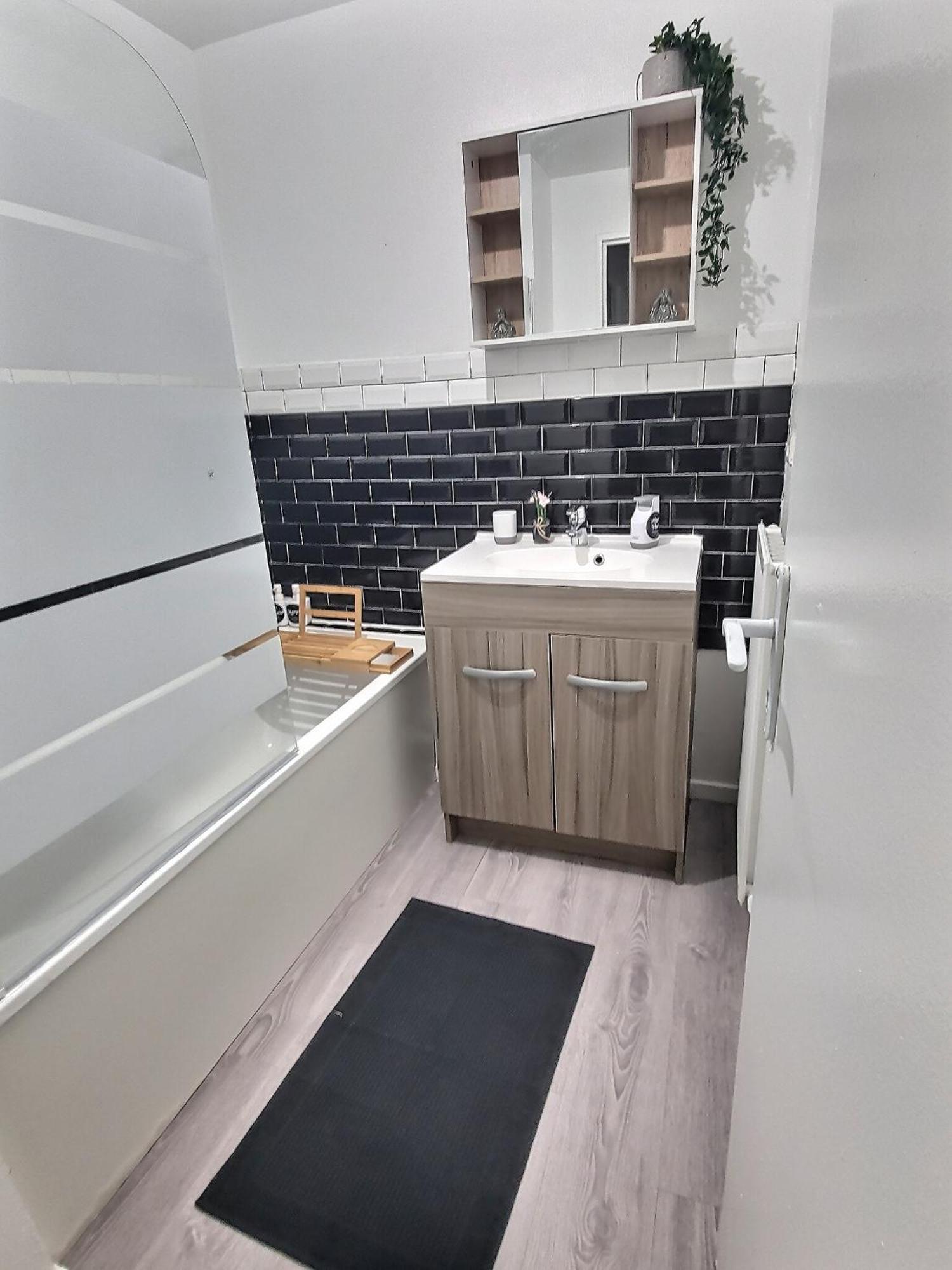 Appartement Pres Gare, Parking Виньё-сюр-Сен Экстерьер фото